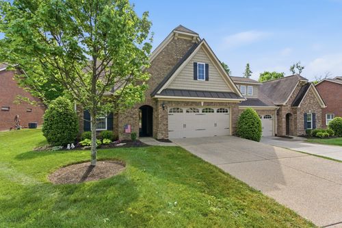 468 Stonegate Dr, Lebanon, TN, 37090-2301 | Card Image
