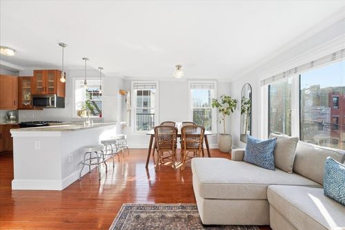 apt-3-700 Bloomfield St, Hoboken, NJ, 07030-7036 | Card Image