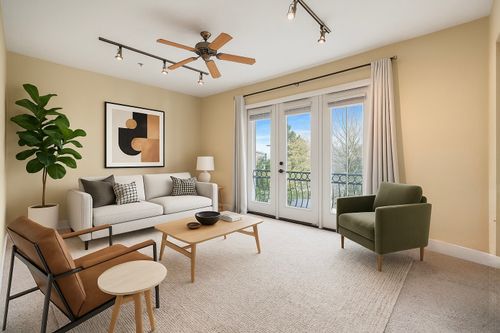 apt-310-2600 Hillsboro Pike, Nashville, TN, 37212-5647 | Card Image