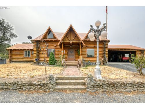 2419 Ne Severe Dr, Pendleton, OR, 97801-1004 | Card Image