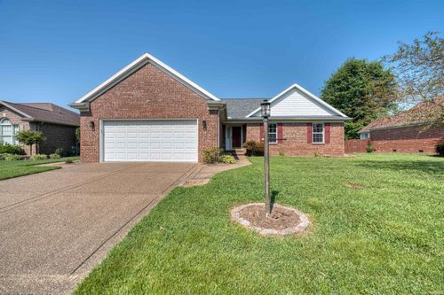 8526 Bramblewood Ln, Evansville, IN, 47725-7535 | Card Image