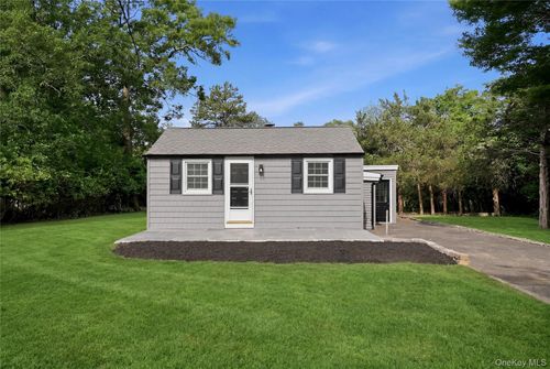 902 Old Medford Ave, Medford, NY, 11763-2650 | Card Image