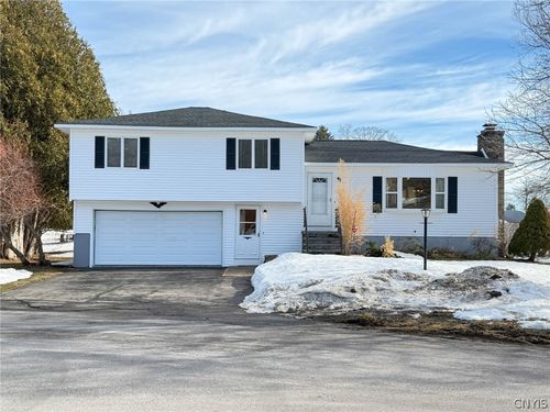 810 Hillview Dr, Herkimer, NY, 13350-2613 | Card Image