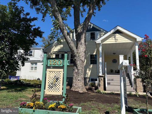 120 Phillips Ave, Hamilton, NJ, 08610-2620 | Card Image