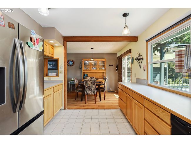 620 Sherman Dr, House other with 3 bedrooms, 2 bathrooms and 2 parking in The Dalles OR | Image 9