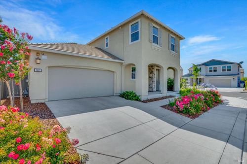 567 Datura Drive, Vacaville, CA, 95687 | Card Image