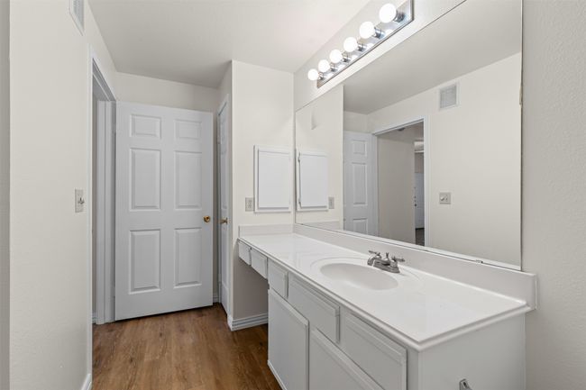 APT-1608 - 2524 Preston Rd, Condo with 2 bedrooms, 2 bathrooms and null parking in Plano TX | Image 24