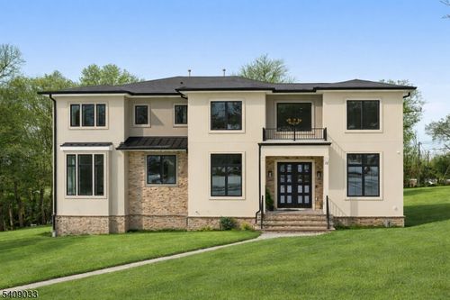 11 Homestead Ter, Livingston, NJ, 07039-1116 | Card Image