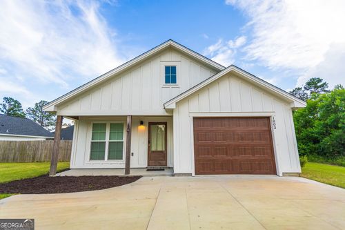1803 Northside Dr, Valdosta, GA, 31602-1527 | Card Image