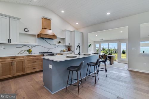 20404 Riverview Dr, COLTONS POINT, MD, 20626-2017 | Card Image