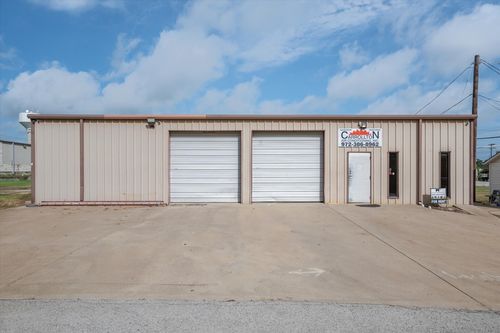 200 Cypress St, Seagoville, TX, 75159-3624 | Card Image