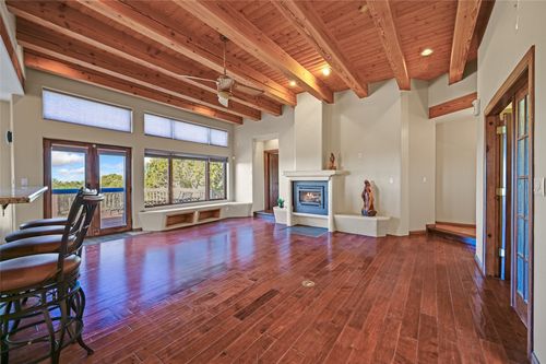 66 Camino Dimitrio, Santa Fe, NM, 87508-9123 | Card Image