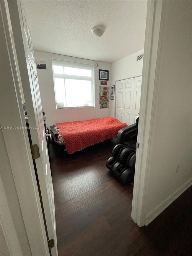 APT-501 - 140 S Dixie Hwy, Condo with 3 bedrooms, 2 bathrooms and null parking in Hollywood FL | Image 14