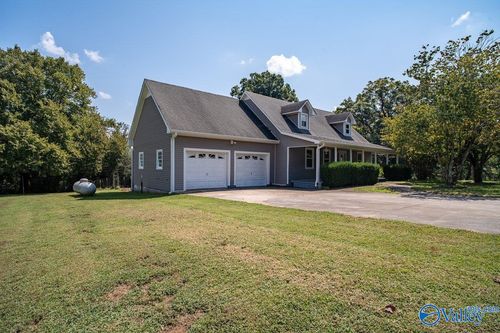 29670 Persimmon Tree Rd, Anderson, AL, 35610-3602 | Card Image