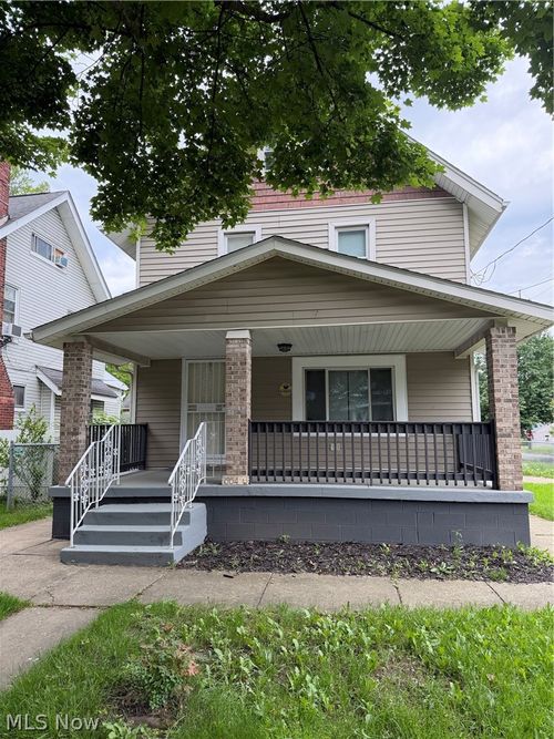 664 Noah Ave, Akron, OH, 44320-3758 | Card Image