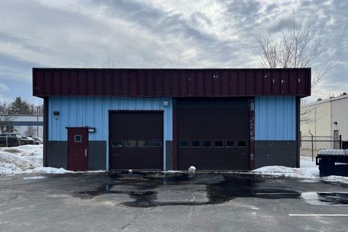 25 Avon St, Keene, NH, 03431-3510 | Card Image