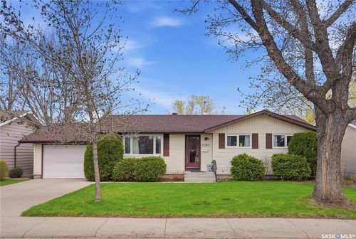2362 Easthill, Saskatoon, SK, S7J3E5 | Card Image