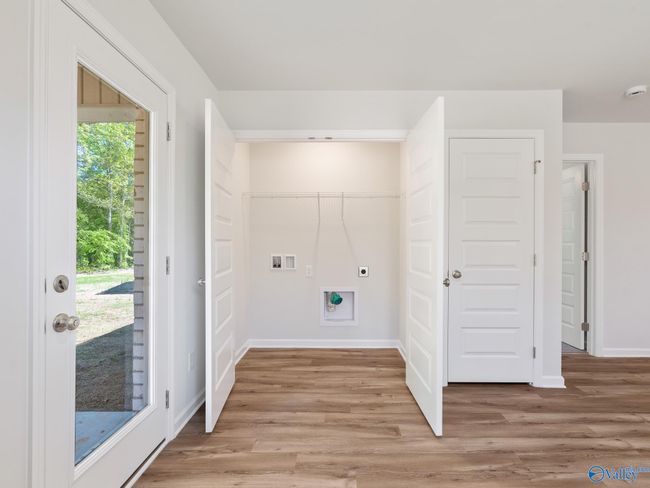 27943 Chalmers Cir, House other with 3 bedrooms, 2 bathrooms and null parking in Harvest AL | Image 13
