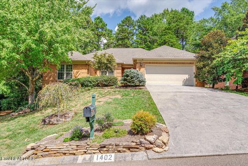 1402 Coachman Ln, Knoxville, TN, 37919-8658 | Card Image