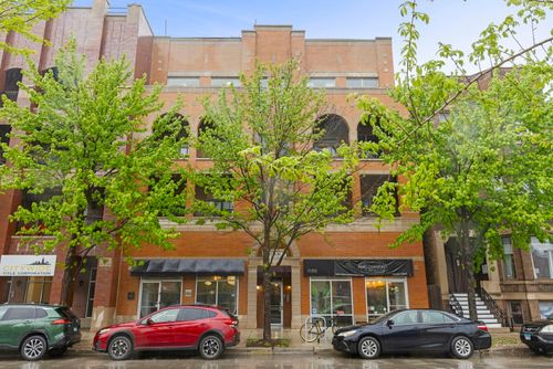 4w-1130 W Diversey Pkwy, Chicago, IL, 60614-9331 | Card Image