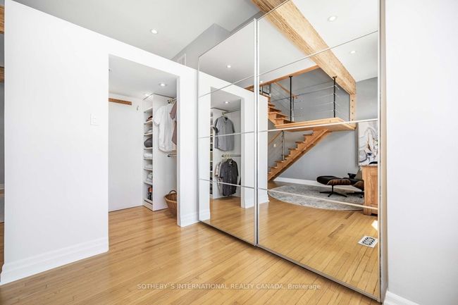 87 W Lodge Ave, House attached with 3 bedrooms, 2 bathrooms and null parking in Toronto ON | Image 29