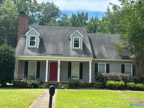 135 Suffolk Dr, Madison, AL, 35757-7533 | Card Image