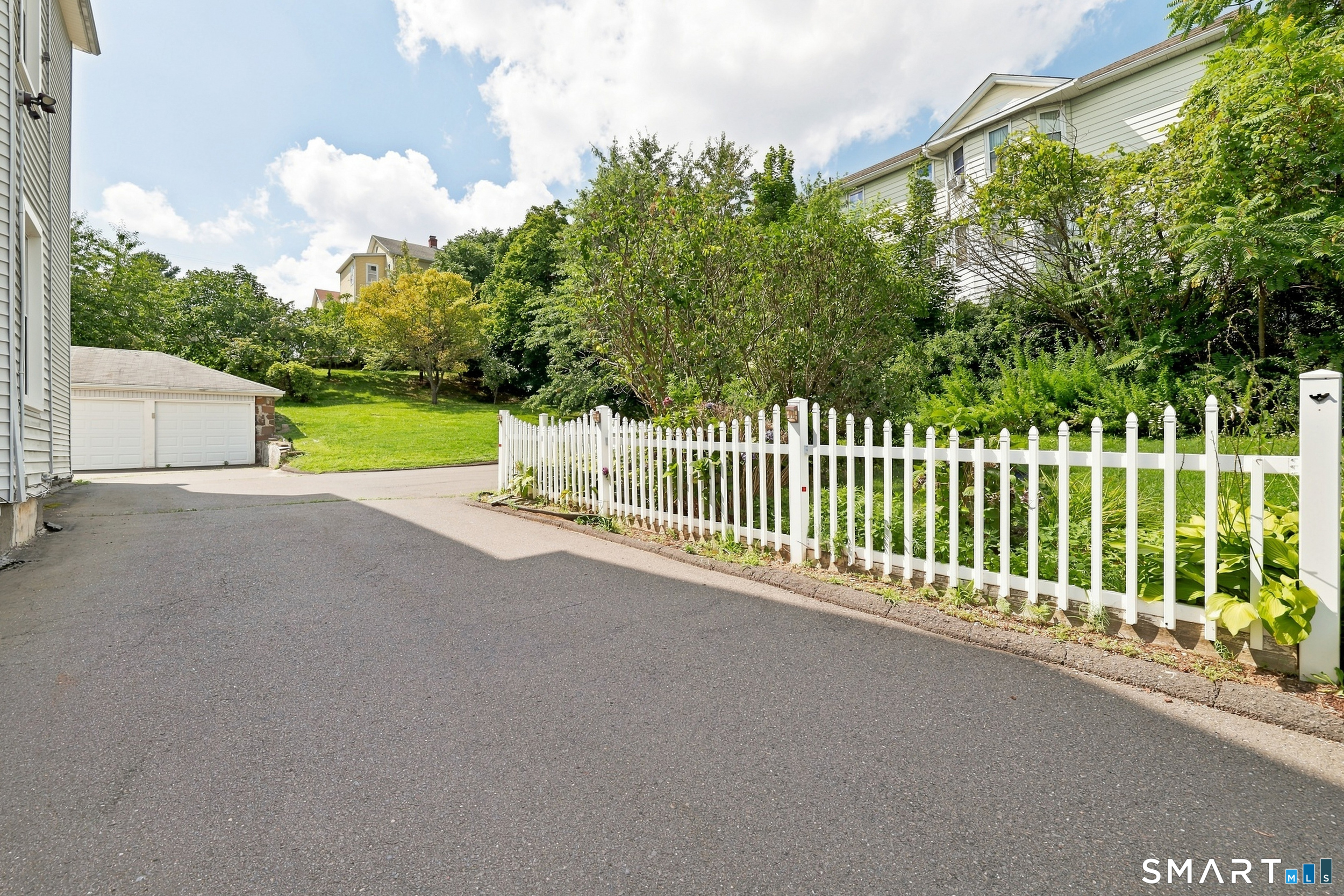 Residential Lease in New Britain 5