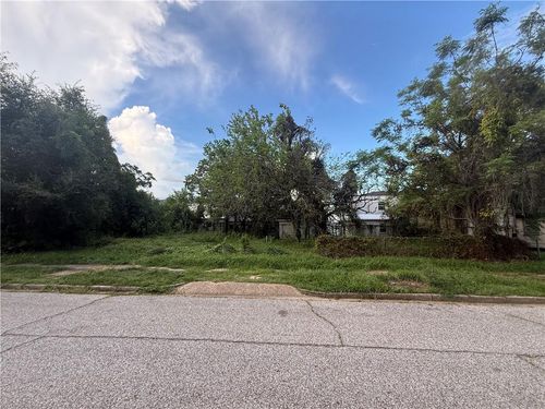 1104 Elmira St, Mobile, AL, 36604-2907 | Card Image