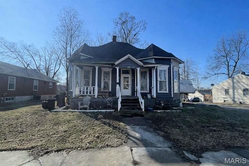 224 E Porter St, Marshall, MO, 65340-1458 | Card Image