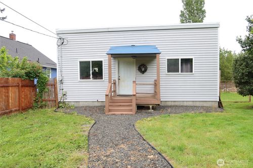 1405 Flower Avenue, Port Orchard, WA, 98366 | Card Image