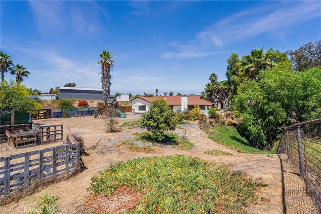 18085 Golden Leaf Ln, House other with 4 bedrooms, 3 bathrooms and 3 parking in Riverside CA | Image 33