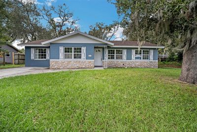 1611 Cedar Drive, House other with 2 bedrooms, 1 bathrooms and null parking in Plant City FL | Image 1