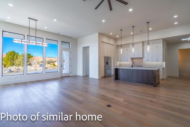 Johnson Arch Phtos of similar home-232 | Image 10