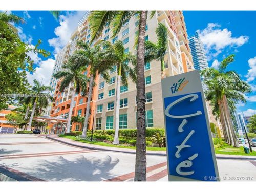 1606-2000 N Bayshore Dr, Miami, FL, 33137-5129 | Card Image