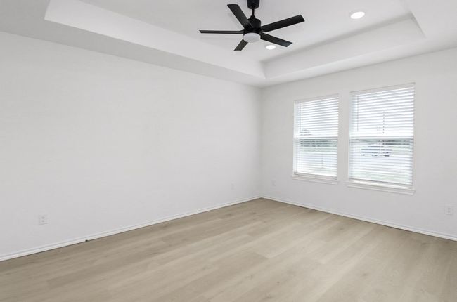 804 Bell St, House other with 3 bedrooms, 2 bathrooms and 2 parking in Coleman TX | Image 10