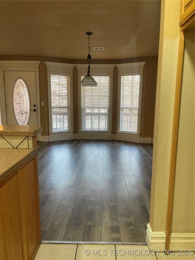18779 E Gumm Creek Pl, House other with 3 bedrooms, 2 bathrooms and null parking in Park Hill OK | Image 7