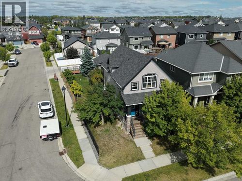1200 Ravenswood Dr Se, Airdrie, AB, T4A0G7 | Card Image