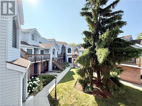 214-1220 Thorpe Road, Burlington, ON, L7S2H5 | Card Image
