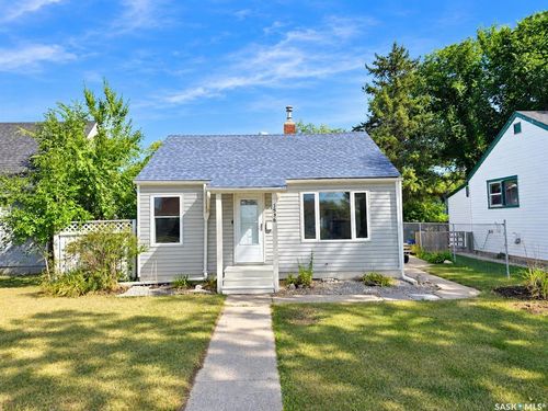 1536 1st Ave N, Saskatoon, SK, S7K1Z3 | Card Image