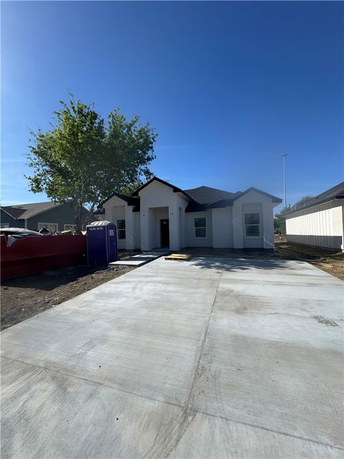 2733 Nemec St, Corpus Christi, TX, 78415-1608 | Card Image