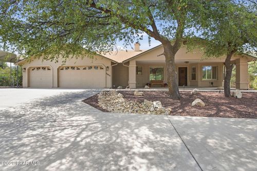 2855 W Willow Oak Rd, Prescott, AZ, 86305-8761 | Card Image