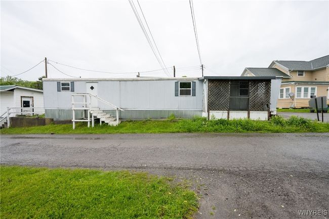 2 - 1021 Olean Rd, House other with 3 bedrooms, 1 bathrooms and null parking in East Aurora NY | Image 5