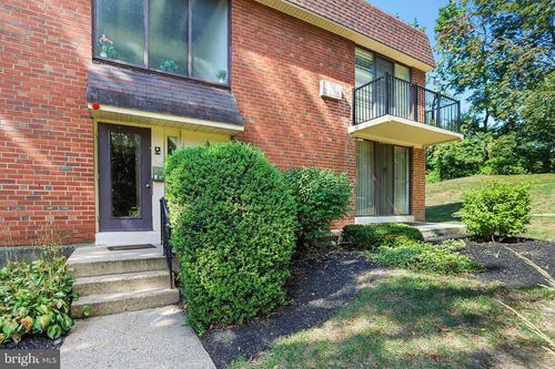 apt-b6-100 E Glenolden Ave, GLENOLDEN, PA, 19036-2205 | Card Image