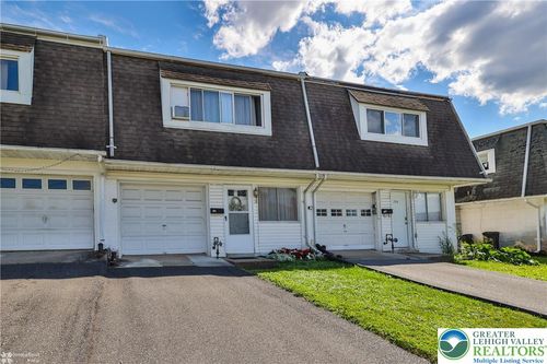 752 E Green St, Allentown, PA, 18109-1839 | Card Image