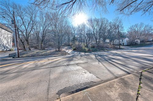 1466 & 1482 N Gregg Avenue, Fayetteville, AR, 72703 | Card Image