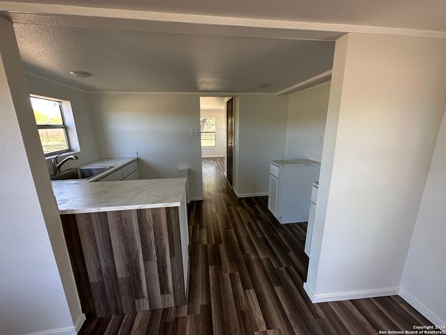5515 E Fm 462, House other with 1 bedrooms, 1 bathrooms and null parking in Moore TX | Image 11