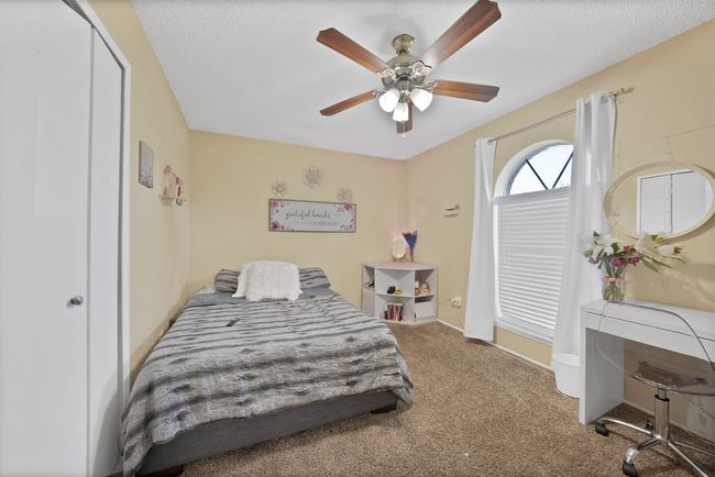 221 Long Shadow Ln, House other with 3 bedrooms, 2 bathrooms and null parking in Mesquite TX | Image 14