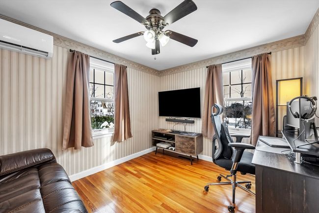 117 Vale St, House other with 3 bedrooms, 2 bathrooms and 4 parking in Worcester MA | Image 10
