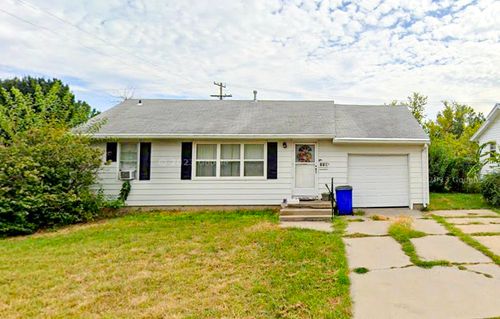 1109 Skyline Dr, Junction City, KS, 66441-4026 | Card Image