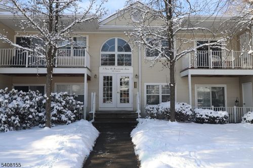 11-11 Brookside Ln, Mount Arlington, NJ, 07856-1330 | Card Image